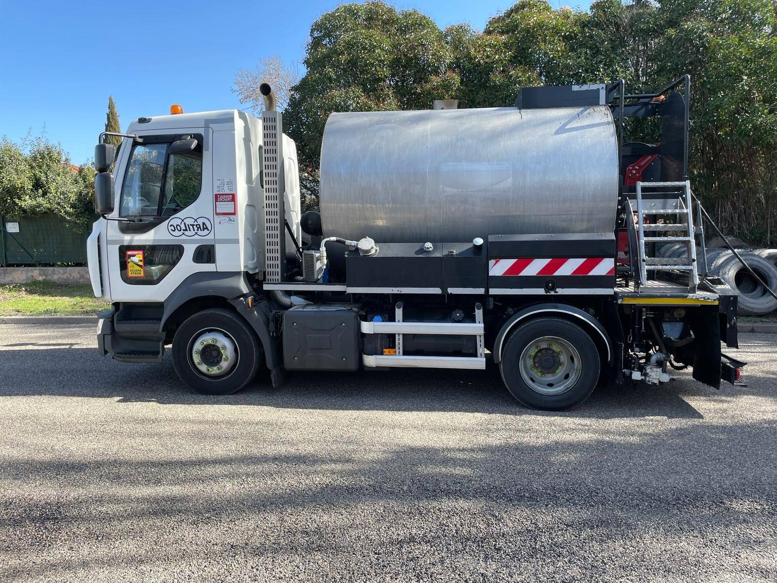 louer une répandeuse 1000L dans l'Hérault