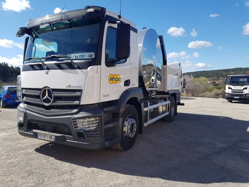 Location pata 6x2/4 avec chauffeur