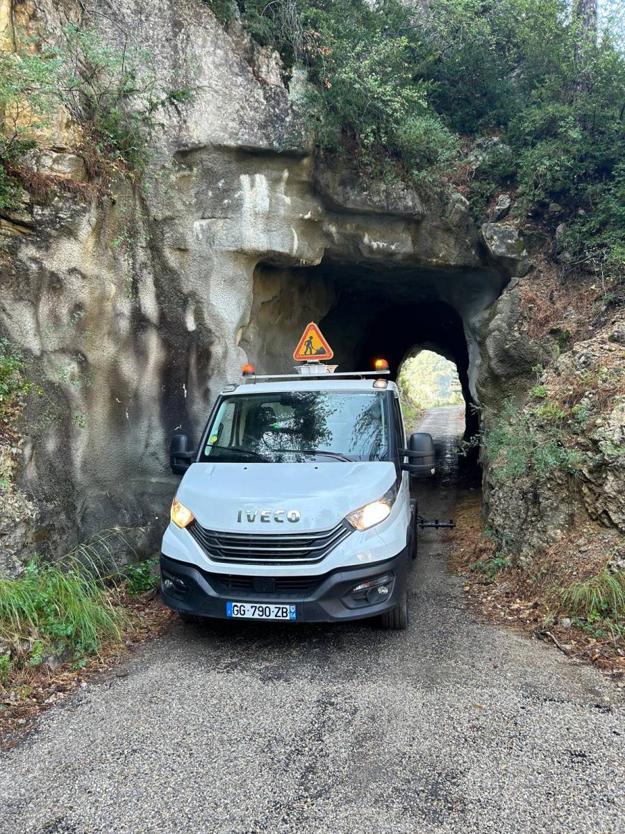 Notre BB Bouille se faufile partout (DROME - 26)